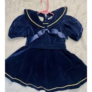 Adorable RACHELS KIDS Holiday Velvet dress Puff Sleeves Peter Pan Collar Size 3T